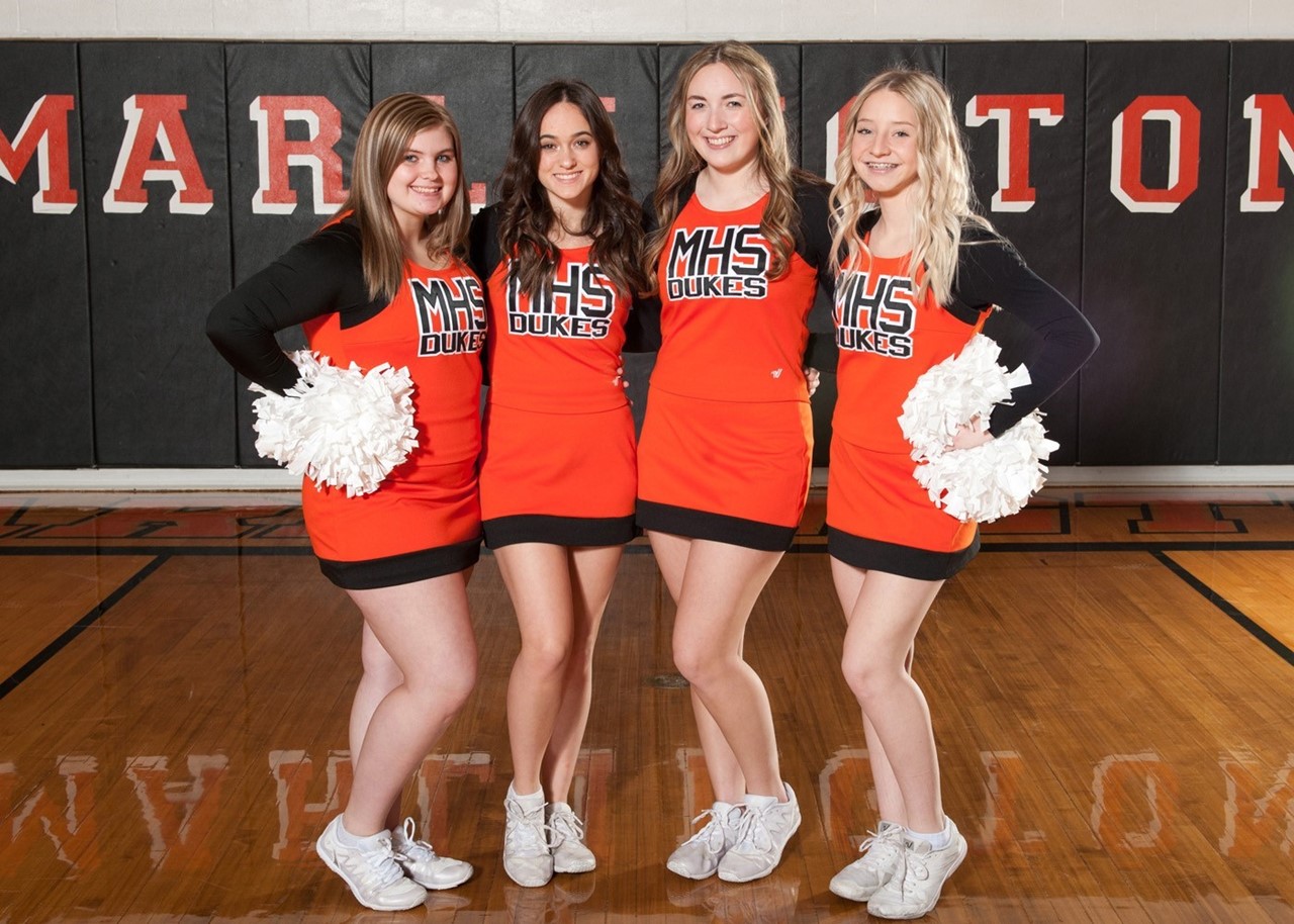 Senior Cheerleaders
